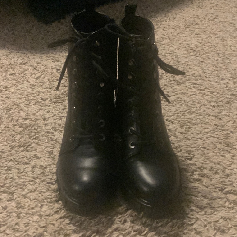 CHASIDY COMBAT BOOT